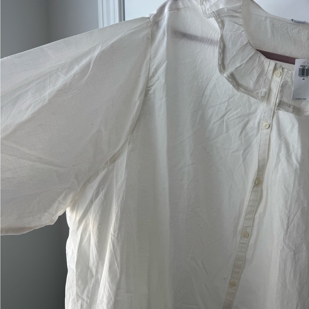 Old Navy Ruffle Button-Down Shirt 3x and 4x NWT - Picture 3 of 6